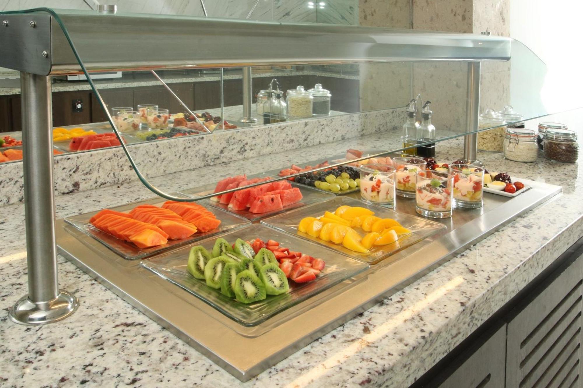 CoSuites Saltillo Hotel Esterno foto